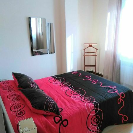 Apartamento Berceo Logroño Eksteriør billede